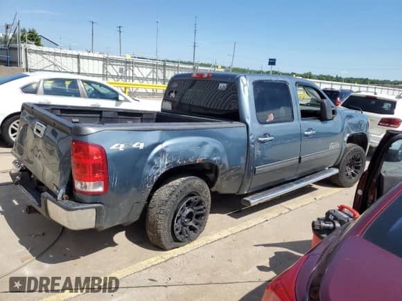 2011 GMC Sierra 1500 SL с VIN 3GTP2UEA1BG370292, выставлен на аукционе Copart как лот 61394435 с пробегом Не указан миль и На запчасти • Non repairable. История ставок и продаж доступна на DreamBid. Изображение 3.