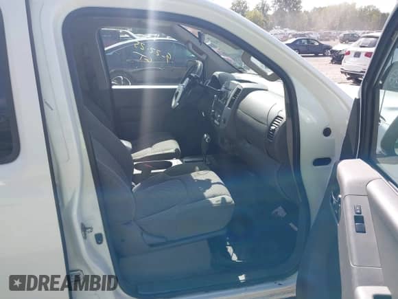 2016 Nissan Frontier SV z VIN 1N6AD0EV5GN795909, wystawiony jako IAAI lot #43356457 z przebiegiem 148 664 mil mil oraz . Historia ofert i sprzedaży dostępna na DreamBid. Obrazek 5.