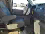 2011 Ford Econoline Cargo Commercial с VIN 1FTSS3EL4BDA80955, выставлен на аукционе Copart как лот 42983175 с пробегом 291 280 миль миль и Списание • Salvage title. История ставок и продаж доступна на DreamBid. Изображение 7.