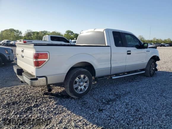 2012 Ford F-150 XL z VIN 1FTFX1CT7CFC67560, wystawiony jako Copart lot #52443575 z przebiegiem 178 224 mil mil oraz Szkoda całkowita • Salvage title. Historia ofert i sprzedaży dostępna na DreamBid. Obrazek 3.