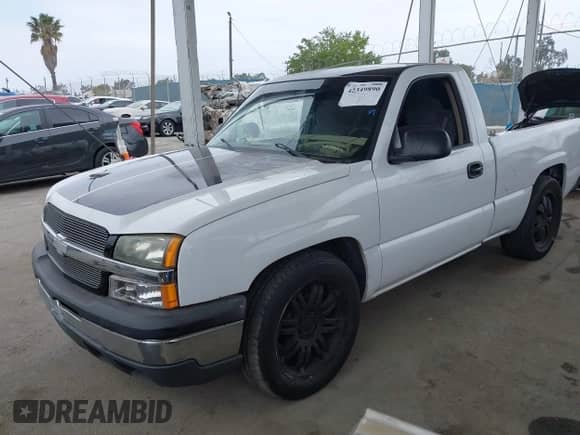 2003 Chevrolet Silverado 1500 with VIN 1GCEC14X73Z361350, listed as a IAAI auction lot 42349890 with 207,095 mi miles and . Bid and sale history available at DreamBid. Image 18.