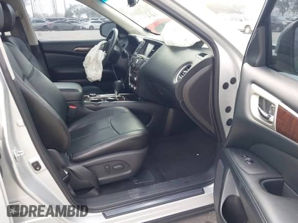 2014 Nissan Pathfinder Platinum Hybrid with VIN 5N1CR2MM5EC643103, listed as a IAAI auction lot 41243310 with 90,162 mi miles and . Bid and sale history available at DreamBid. Image 5.