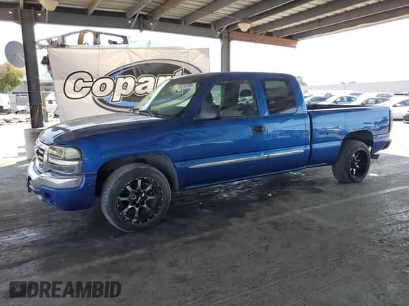 2003 GMC Sierra 1500 SLE with VIN 2GTEC19V531141494, listed as a Copart auction lot 68752595 with 239,250 mi miles and Salvage title. Bid and sale history available at DreamBid. Image 1.