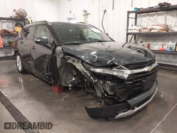 2019 Chevrolet Blazer z VIN 3GNKBGRS8KS605208, wystawiony jako IAAI lot #41938937 z przebiegiem 25 314 mil mil oraz . Historia ofert i sprzedaży dostępna na DreamBid. Obrazek 6.