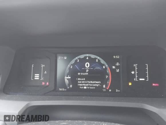 2024 Toyota Tacoma SR5 с VIN 3TYLB5JN4RT031054, выставлен на аукционе IAAI как лот 41235589 с пробегом 7 613 миль миль и . История ставок и продаж доступна на DreamBid. Изображение 7.