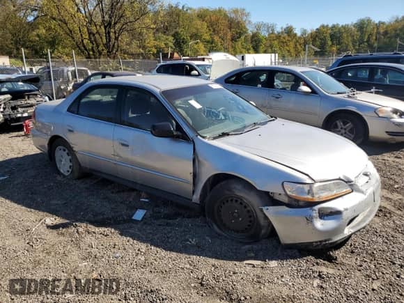 2002 Honda Accord LX with VIN JHMCG66532C014246, listed as a Copart auction lot 87072075 with 241,864 mi miles and Salvage title. Bid and sale history available at DreamBid. Image 4.