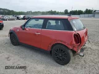 2018 MINI Hardtop Cooper with VIN WMWXP5C56J2G62296, listed as a Copart auction lot 58476725 with 59,378 mi miles and Salvage title. Bid and sale history available at DreamBid. Image 2.