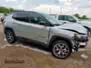 2025 Jeep Compass Limited with VIN 3C4NJDCN7ST561187, listed as a Copart auction lot 71038325 with 13,399 mi miles and Non repairable. Bid and sale history available at DreamBid. Image 4.