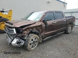 2017 Toyota Tundra Platinum с VIN 5TFAY5F17HX645953, выставлен на аукционе Copart как лот 58342075 с пробегом 69 868 миль миль и Списание • Salvage title. История ставок и продаж доступна на DreamBid. Изображение 1.