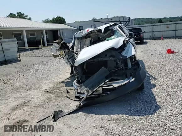 2017 Ram 1500 Tradesman z VIN 1C6RR6FT7HS649738, wystawiony jako Copart lot #68143825 z przebiegiem Nie podano mil oraz Szkoda całkowita • Salvage title. Historia ofert i sprzedaży dostępna na DreamBid. Obrazek 13.