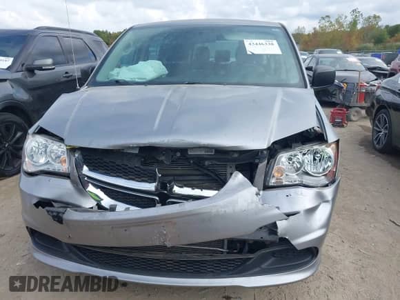 2014 Dodge Grand Caravan SE with VIN 2C4RDGBG1ER376587, listed as a IAAI auction lot 43446338 with 89,380 mi miles and . Bid and sale history available at DreamBid. Image 12.
