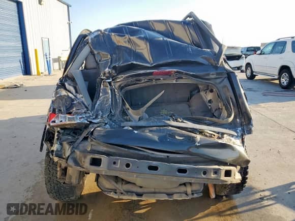 2004 Jeep Grand Cherokee Laredo with VIN 1J4GW48S84C414930, listed as a Copart auction lot 85699065 with 168,359 mi miles and Salvage title. Bid and sale history available at DreamBid. Image 6.