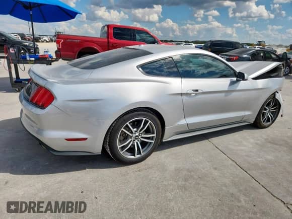 2015 Ford Mustang EcoBoost Premium with VIN 1FA6P8TH7F5407790, listed as a Copart auction lot 85773585 with 70,934 mi miles and Salvage title. Bid and sale history available at DreamBid. Image 3.