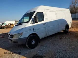2006 Dodge Sprinter with VIN WD0PD744065929665, listed as a Copart auction lot 41392885 with Not provided miles and Salvage title. Bid and sale history available at DreamBid. Image 1.