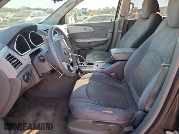 2010 Chevrolet Traverse LS with VIN 1GNLREED0AJ244181, listed as a Copart auction lot 86241115 with Not provided miles and Salvage title. Bid and sale history available at DreamBid. Image 7.