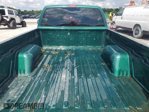 1999 Chevrolet S-10 с VIN 1GCCS14XXX8197212, выставлен на аукционе Copart как лот 56590995 с пробегом 201 771 миль миль и Списание • Salvage title. История ставок и продаж доступна на DreamBid. Изображение 10.