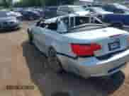 2011 BMW M3 z VIN WBSDX9C51BE399444, wystawiony jako IAAI lot #42712191 z przebiegiem Nie podano mil oraz . Historia ofert i sprzedaży dostępna na DreamBid. Obrazek 3.