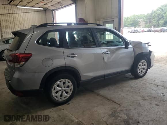 2019 Subaru Forester с VIN JF2SKACC3KH412126, выставлен на аукционе Copart как лот 67834065 с пробегом 59 967 миль миль и Списание • Salvage title. История ставок и продаж доступна на DreamBid. Изображение 3.