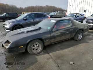 1987 Chevrolet Camaro с VIN 1G1FP21S3HN163444, выставлен на аукционе Copart как лот 81341854 с пробегом 663 270 миль миль и Чистый • Clean title. История ставок и продаж доступна на DreamBid. Изображение 1.