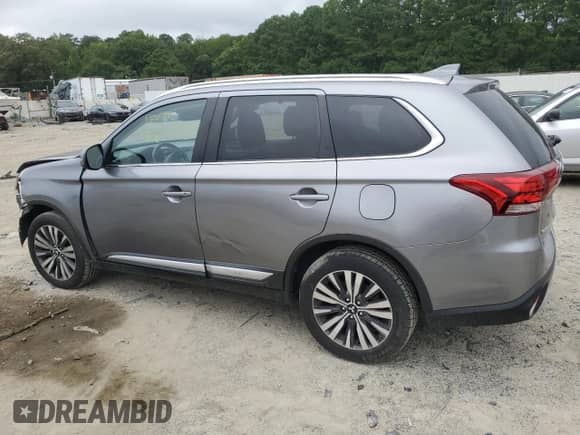 2020 Mitsubishi Outlander ES с VIN JA4AZ3A3XLZ040603, выставлен на аукционе Copart как лот 69041795 с пробегом 67 069 миль миль и Списание • Salvage title. История ставок и продаж доступна на DreamBid. Изображение 2.