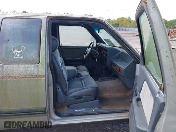 1993 Dodge Dakota с VIN 1B7GG23XXPS142420, выставлен на аукционе IAAI как лот 43306587 с пробегом 148 797 миль миль и . История ставок и продаж доступна на DreamBid. Изображение 5.