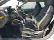 2013 Hyundai Veloster w/Black Int z VIN KMHTC6AD0DU094688, wystawiony jako Copart lot #87237165 z przebiegiem 81 433 mil mil oraz Szkoda całkowita • Salvage title. Historia ofert i sprzedaży dostępna na DreamBid. Obrazek 7.