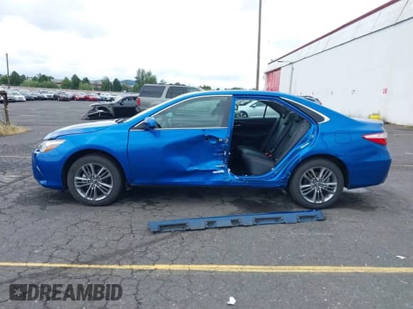 2017 Toyota Camry XLE with VIN 4T1BF1FKXHU694654, listed as a IAAI auction lot 42927658 with 29,020 mi miles and . Bid and sale history available at DreamBid. Image 15.