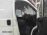 2019 Ram ProMaster Cargo с VIN 3C6URVJG6KE543872, выставлен на аукционе IAAI как лот 42714071 с пробегом 92 199 миль миль и . История ставок и продаж доступна на DreamBid. Изображение 5.