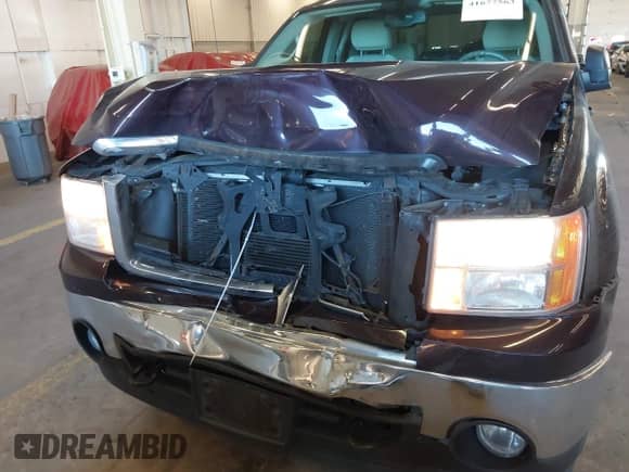 2008 GMC Sierra 1500 SLT z VIN 2GTEK19J781121996, wystawiony jako IAAI lot #41677563 z przebiegiem 115 266 mil mil oraz . Historia ofert i sprzedaży dostępna na DreamBid. Obrazek 6.