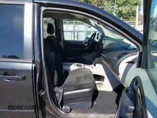 2016 Dodge Grand Caravan SXT with VIN 2C4RDGCG8GR212304, listed as a IAAI auction lot 43339029 with 120,513 mi miles and . Bid and sale history available at DreamBid. Image 5.