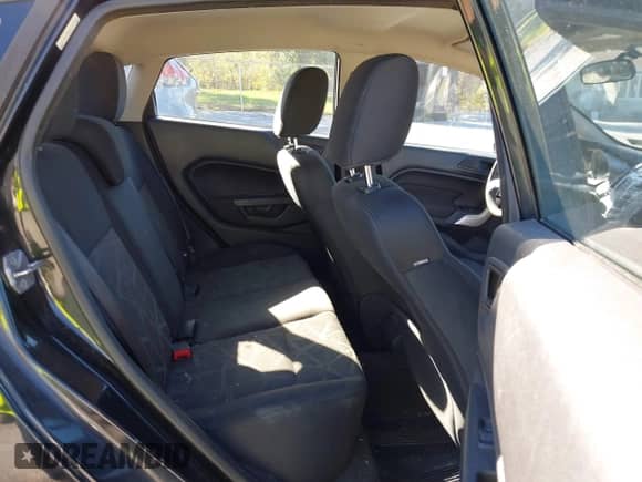 2011 Ford Fiesta SE with VIN 3FADP4EJ2BM131930, listed as a IAAI auction lot 43499588 with 217,381 mi miles and . Bid and sale history available at DreamBid. Image 8.