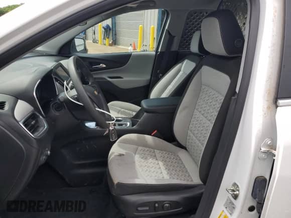 2024 Chevrolet Equinox LT с VIN 3GNAXJEG2RL183520, выставлен на аукционе Copart как лот 54313315 с пробегом 21 642 миль миль и Списание • Salvage title. История ставок и продаж доступна на DreamBid. Изображение 7.