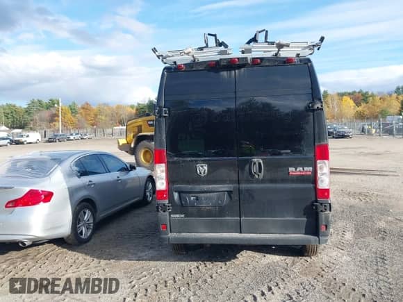 2021 Ram ProMaster Cargo с VIN 3C6LRVDG7ME518215, выставлен на аукционе IAAI как лот 42647145 с пробегом 130 884 миль миль и . История ставок и продаж доступна на DreamBid. Изображение 15.