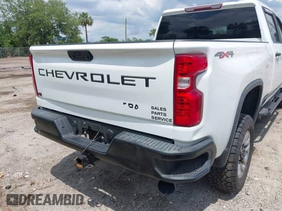 2020 Chevrolet Silverado 2500HD Work Truck z VIN 1GC1YLEYXLF190842, wystawiony jako IAAI lot #42192257 z przebiegiem 97 866 mil mil oraz . Historia ofert i sprzedaży dostępna na DreamBid. Obrazek 16.