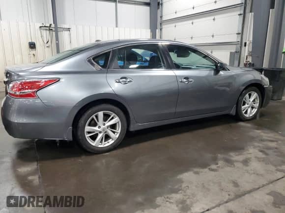 2015 Nissan Altima SV с VIN 1N4AL3AP4FC466441, выставлен на аукционе Copart как лот 85328534 с пробегом 61 041 миль миль и Списание • Salvage title. История ставок и продаж доступна на DreamBid. Изображение 3.