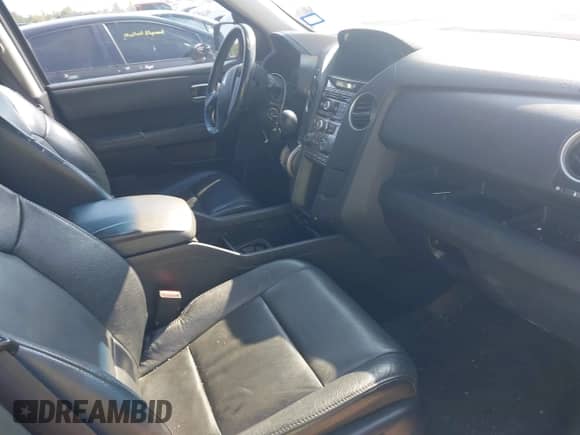 2014 Honda Pilot EX-L with VIN 5FNYF3H58EB008925, listed as a IAAI auction lot 43189141 with 132,910 mi miles and . Bid and sale history available at DreamBid. Image 5.