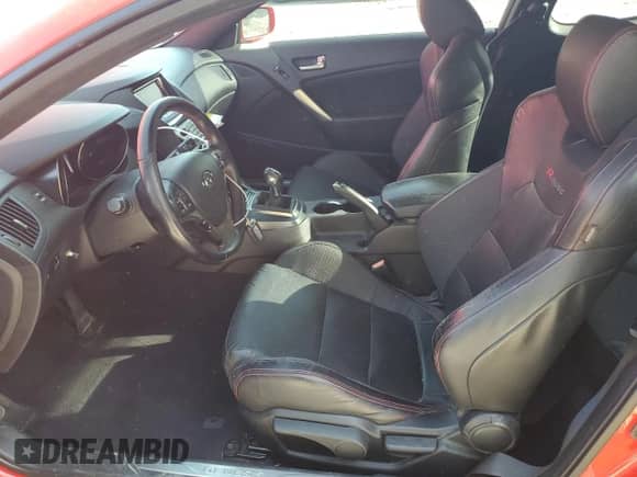 2016 Hyundai Genesis Coupe R-Spec with VIN KMHHU6KJ2GU131350, listed as a Copart auction lot 51492095 with 98,955 mi miles and Salvage title. Bid and sale history available at DreamBid. Image 7.
