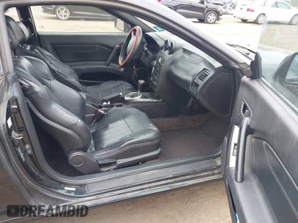 2003 Hyundai Tiburon GT с VIN KMHHN65FX3U087872, выставлен на аукционе IAAI как лот 42607169 с пробегом 196 005 миль миль и . История ставок и продаж доступна на DreamBid. Изображение 5.