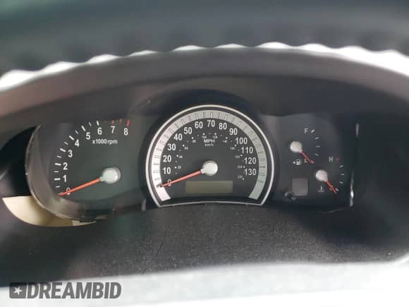 2007 Hyundai Entourage GLS с VIN KNDMC233576022514, выставлен на аукционе Copart как лот 56379685 с пробегом Не указан миль и Списание • Salvage title. История ставок и продаж доступна на DreamBid. Изображение 9.