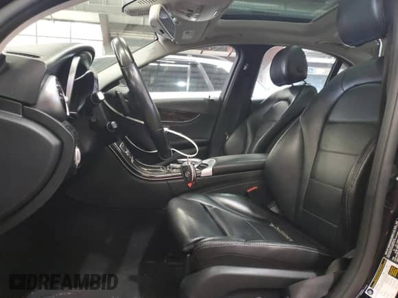 2015 Mercedes-Benz C 300 Luxury с VIN 55SWF4KB9FU037894, выставлен на аукционе Copart как лот 89516185 с пробегом 112 108 миль миль и Чистый • Clean title. История ставок и продаж доступна на DreamBid. Изображение 7.