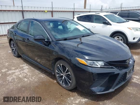 2020 Toyota Camry SE with VIN 4T1G11AK2LU907813, listed as a IAAI auction lot 42652252 with 90,675 mi miles and . Bid and sale history available at DreamBid. Image 1.