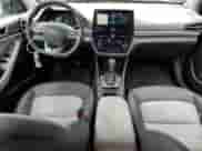 2020 Hyundai Ioniq Limited с VIN KMHC05LCXLU208203, выставлен на аукционе Copart как лот 80026045 с пробегом 123 508 миль миль и Списание • Salvage title. История ставок и продаж доступна на DreamBid. Изображение 8.