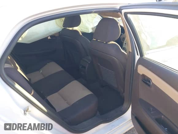 2012 Chevrolet Malibu 1FL z VIN 1G1ZA5E02CF391298, wystawiony jako IAAI lot #43416652 z przebiegiem 168 967 mil mil oraz . Historia ofert i sprzedaży dostępna na DreamBid. Obrazek 8.