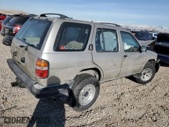 1997 Nissan Pathfinder XE z VIN JN8AR05Y0VW117269, wystawiony jako Copart lot #42241425 z przebiegiem Nie podano mil oraz Szkoda całkowita • Salvage title. Historia ofert i sprzedaży dostępna na DreamBid. Obrazek 3.