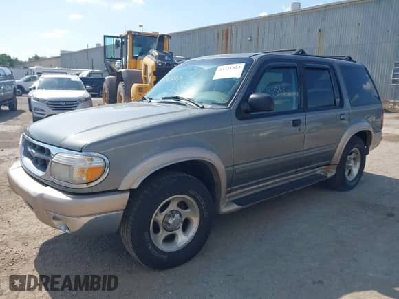 1999 Ford Explorer XLT с VIN 1FMZU34E8XZB52306, выставлен на аукционе IAAI как лот 43321323 с пробегом 273 320 миль миль и . История ставок и продаж доступна на DreamBid. Изображение 2.