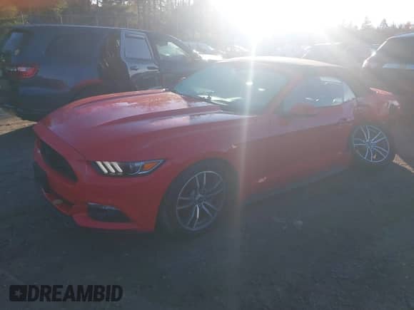 2015 Ford Mustang EcoBoost Premium z VIN 1FATP8UH4F5364494, wystawiony jako IAAI lot #43471038 z przebiegiem 68 272 mil mil oraz . Historia ofert i sprzedaży dostępna na DreamBid. Obrazek 18.
