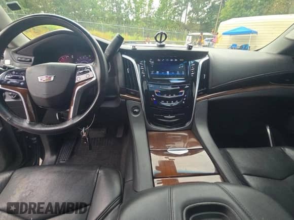 2020 Cadillac Escalade ESV Luxury with VIN 1GYS4HKJ7LR307046, listed as a Copart auction lot 90058185 with 253,662 mi miles and Clean title. Bid and sale history available at DreamBid. Image 9.