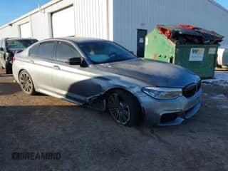 2019 BMW 5 Series M550i xDrive с VIN WBAJB9C51KB464283, выставлен на аукционе IAAI как лот 41397420 с пробегом Не указан миль и . История ставок и продаж доступна на DreamBid. Изображение 1.