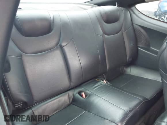 2010 Hyundai Genesis Coupe Grand Touring с VIN KMHHU6KH0AU024527, выставлен на аукционе IAAI как лот 43436176 с пробегом 181 173 миль миль и . История ставок и продаж доступна на DreamBid. Изображение 8.