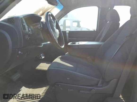 2008 Chevrolet Silverado 3500HD DRW 1LT с VIN 1GCJK39658E153270, выставлен на аукционе Copart как лот 70702905 с пробегом Не указан миль и Списание • Salvage title. История ставок и продаж доступна на DreamBid. Изображение 7.